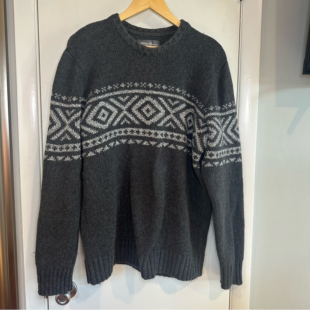 Eddie Bauer Men's Thick Knit Pullover Ski Sweater. Size: Large. Gray.